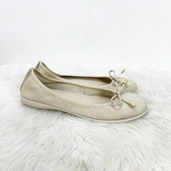 The FLEXX 6 Womens Beige Glitter Comfort Ballet Flats - Picture 2 of 9